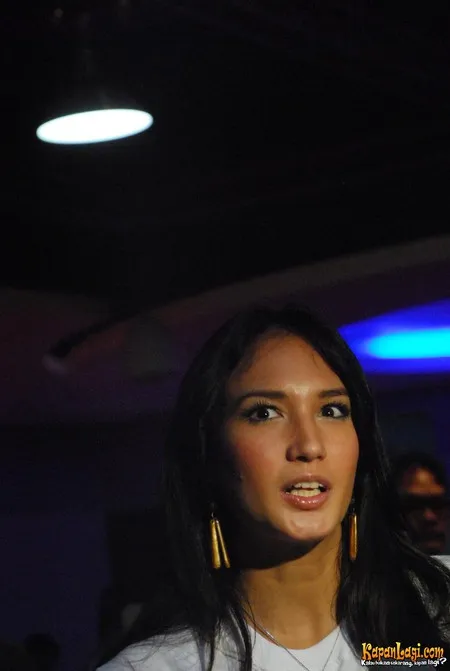 Foto Nadine Chandrawinata
