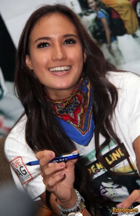 Foto Nadine Chandrawinata
