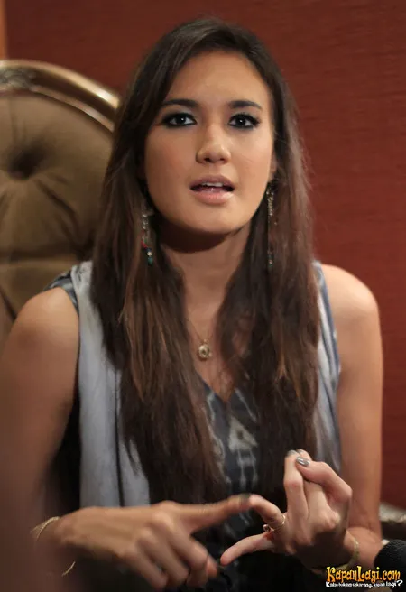 Foto Nadine Chandrawinata
