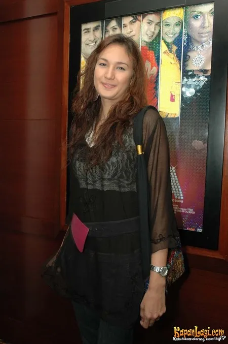Foto Nadine Chandrawinata