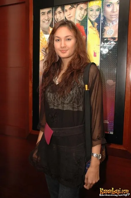 Foto Nadine Chandrawinata