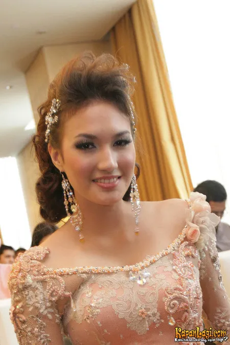 Foto Nadine Chandrawinata