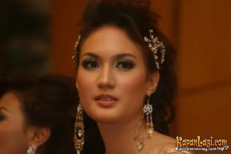 Foto Nadine Chandrawinata