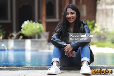 Foto Nadine Waworuntu. Nomor Foto: 058