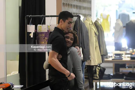 Foto Nadine Waworuntu