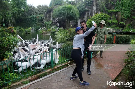 Foto Nadine Waworuntu