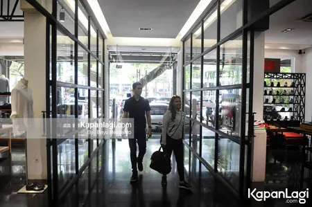 Foto Nadine Waworuntu