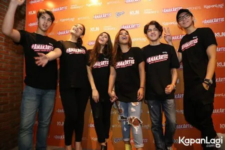 Foto Nadine Waworuntu