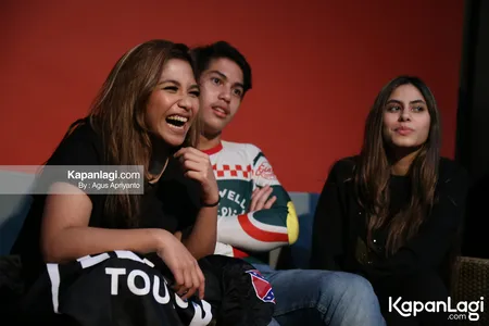 Foto Nadine Waworuntu