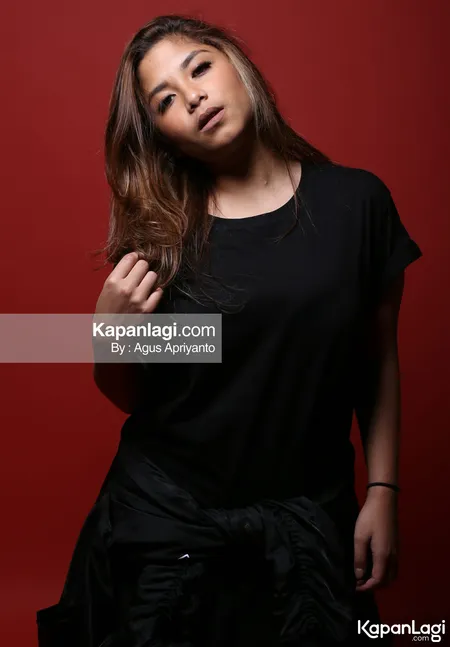Foto Nadine Waworuntu