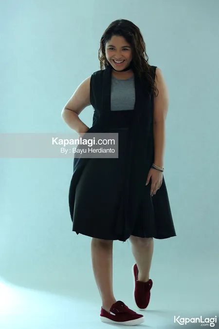 Foto Nadine Waworuntu