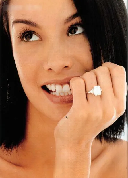 Foto Nadya Hutagalung