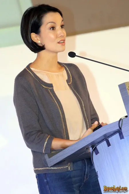 Foto Nadya Hutagalung