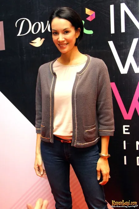 Foto Nadya Hutagalung