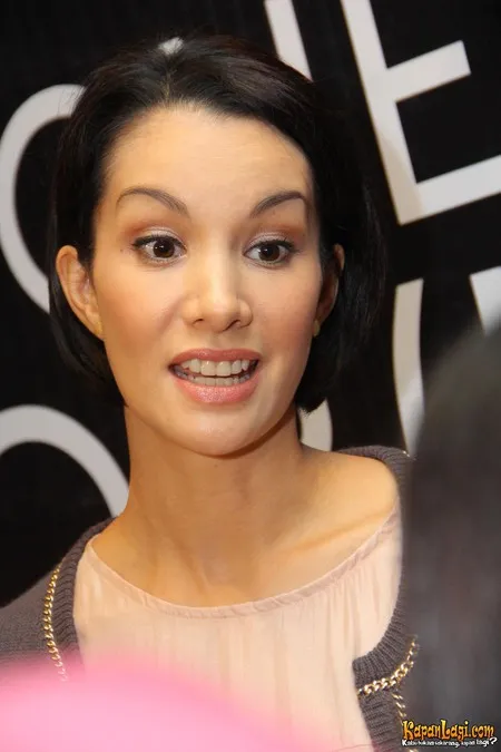 Foto Nadya Hutagalung