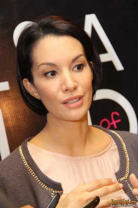 Foto Nadya Hutagalung