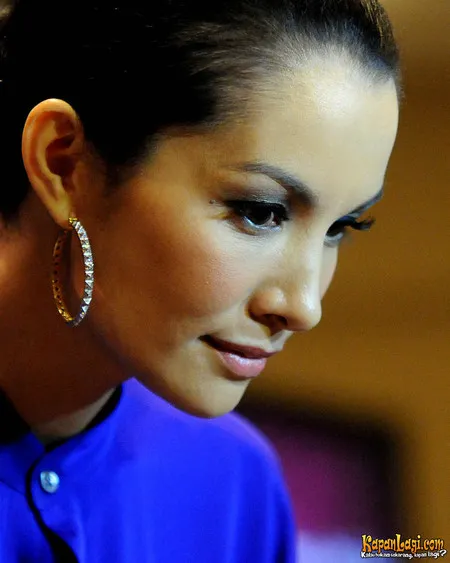 Foto Nadya Hutagalung