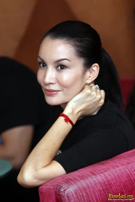 Foto Nadya Hutagalung