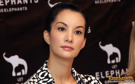 Foto Nadya Hutagalung