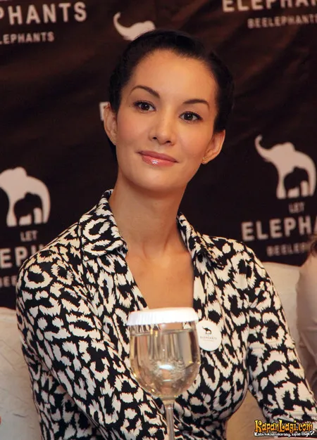 Foto Nadya Hutagalung