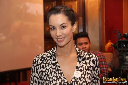 Foto Nadya Hutagalung