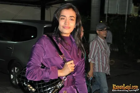 Foto Nana Mardiana