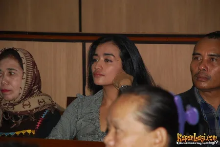 Foto Nana Mardiana