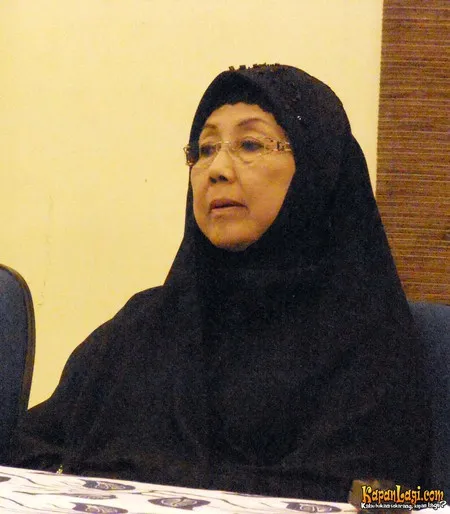 Foto Nani Wijaya