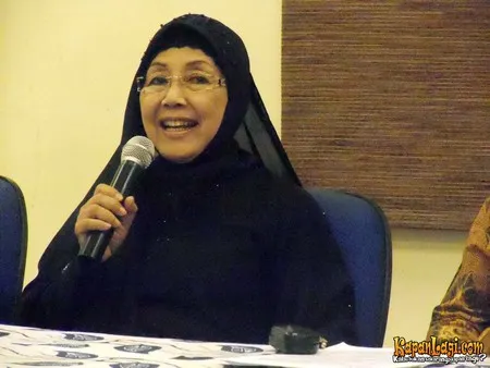 Foto Nani Wijaya