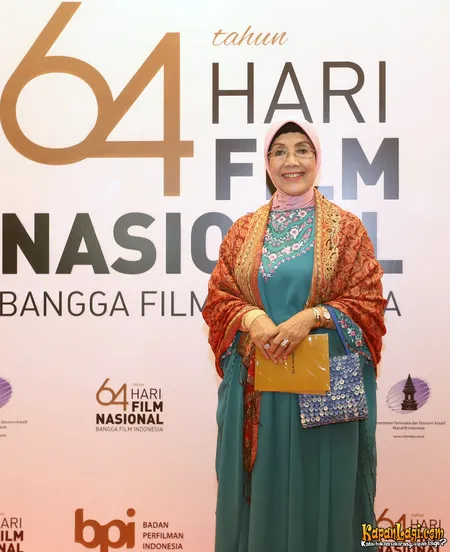 Foto Nani Wijaya