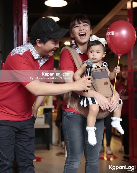 Foto Nastusha Olivia Alinskie