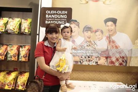 Foto Nastusha Olivia Alinskie