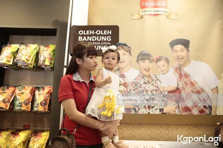 Foto Nastusha Olivia Alinskie