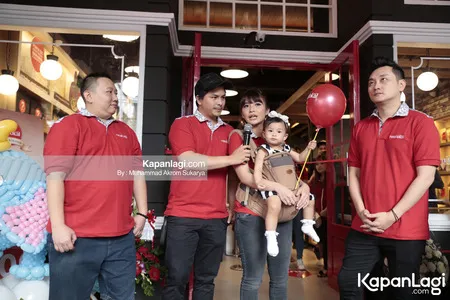 Foto Nastusha Olivia Alinskie