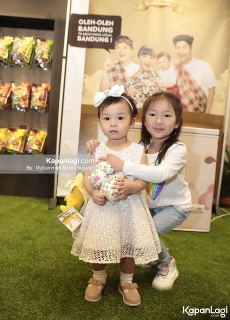 Foto Nastusha Olivia Alinskie