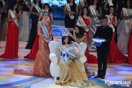 Foto Natasha Mannuela