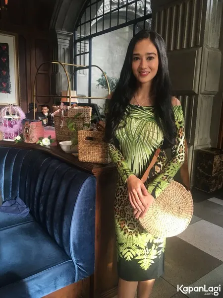 Foto Natasha Natalie