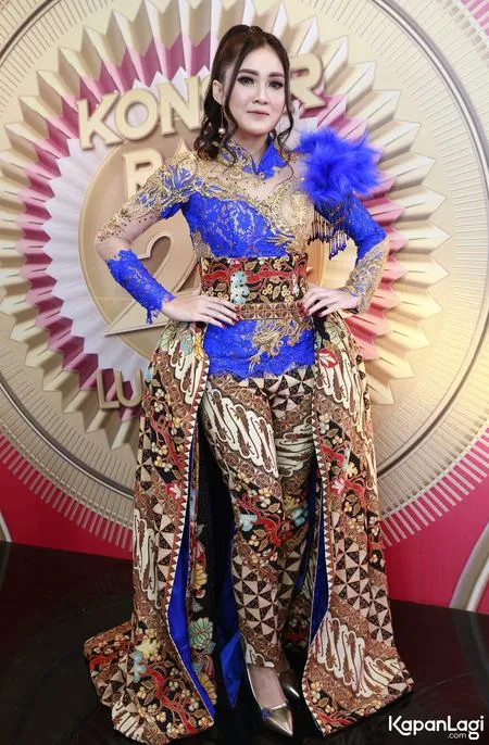 Foto Nella Kharisma