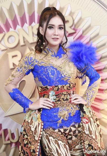 Foto Nella Kharisma