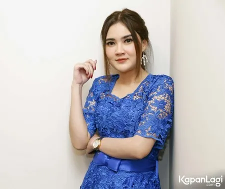 Foto Nella Kharisma