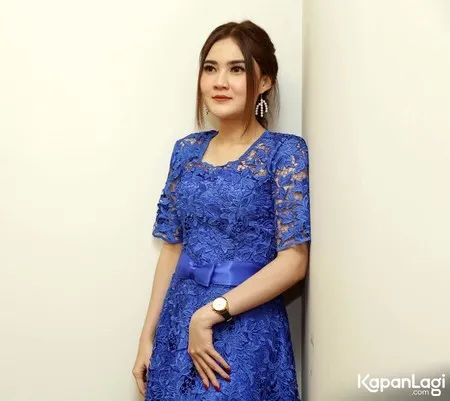 Foto Nella Kharisma
