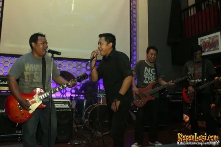 Foto Neval Band