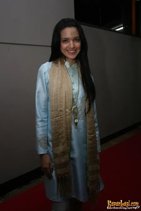 Foto Nia Ramadhani