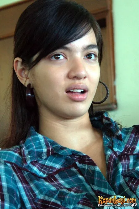 Foto Nia Ramadhani