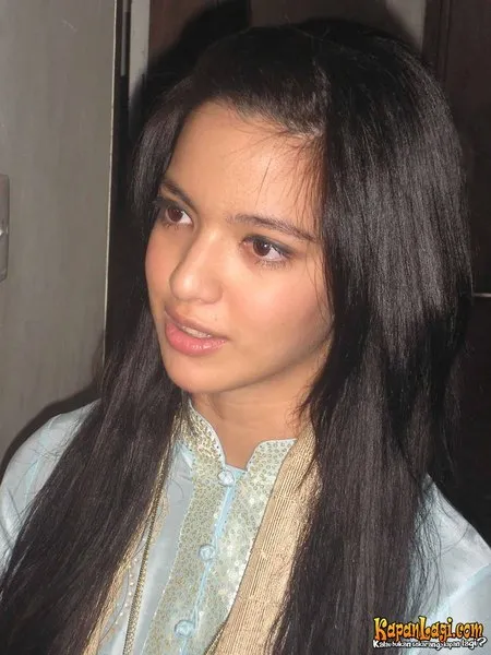 Foto Nia Ramadhani