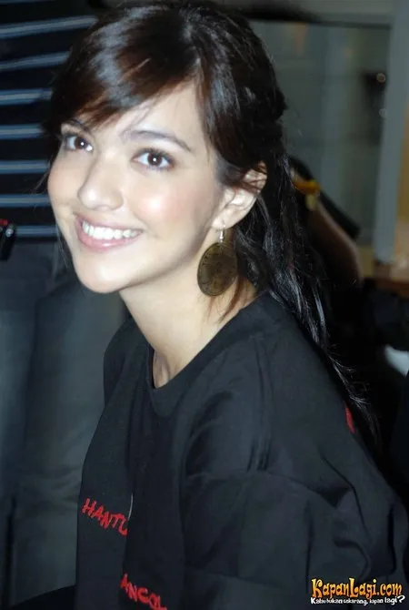 Foto Nia Ramadhani