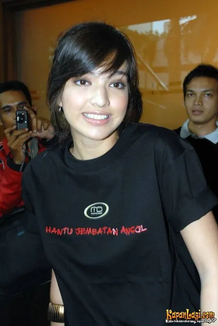 Foto Nia Ramadhani