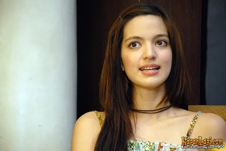 Foto Nia Ramadhani