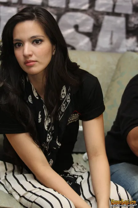 Foto Nia Ramadhani