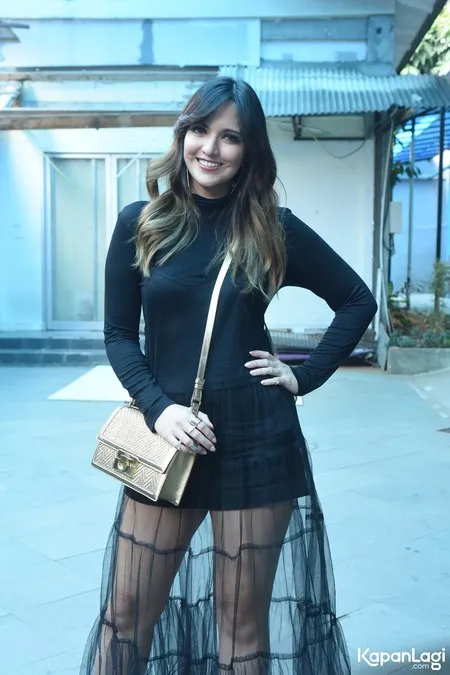 Foto Nia Ramadhani